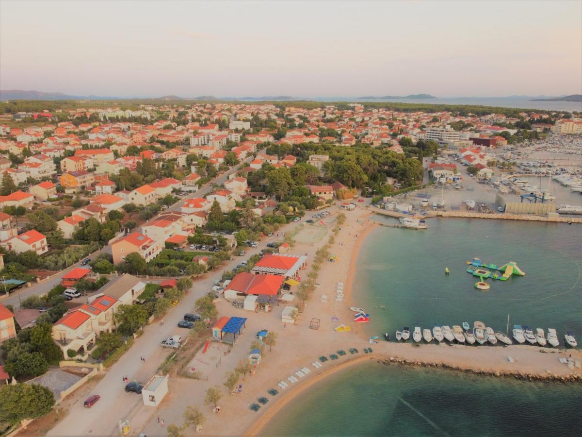 Apartments Basilea Biograd Na Moru Exterior foto
